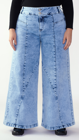 DISCOLA® Jean Celestia – Light Blue Wide-Leg Denim
